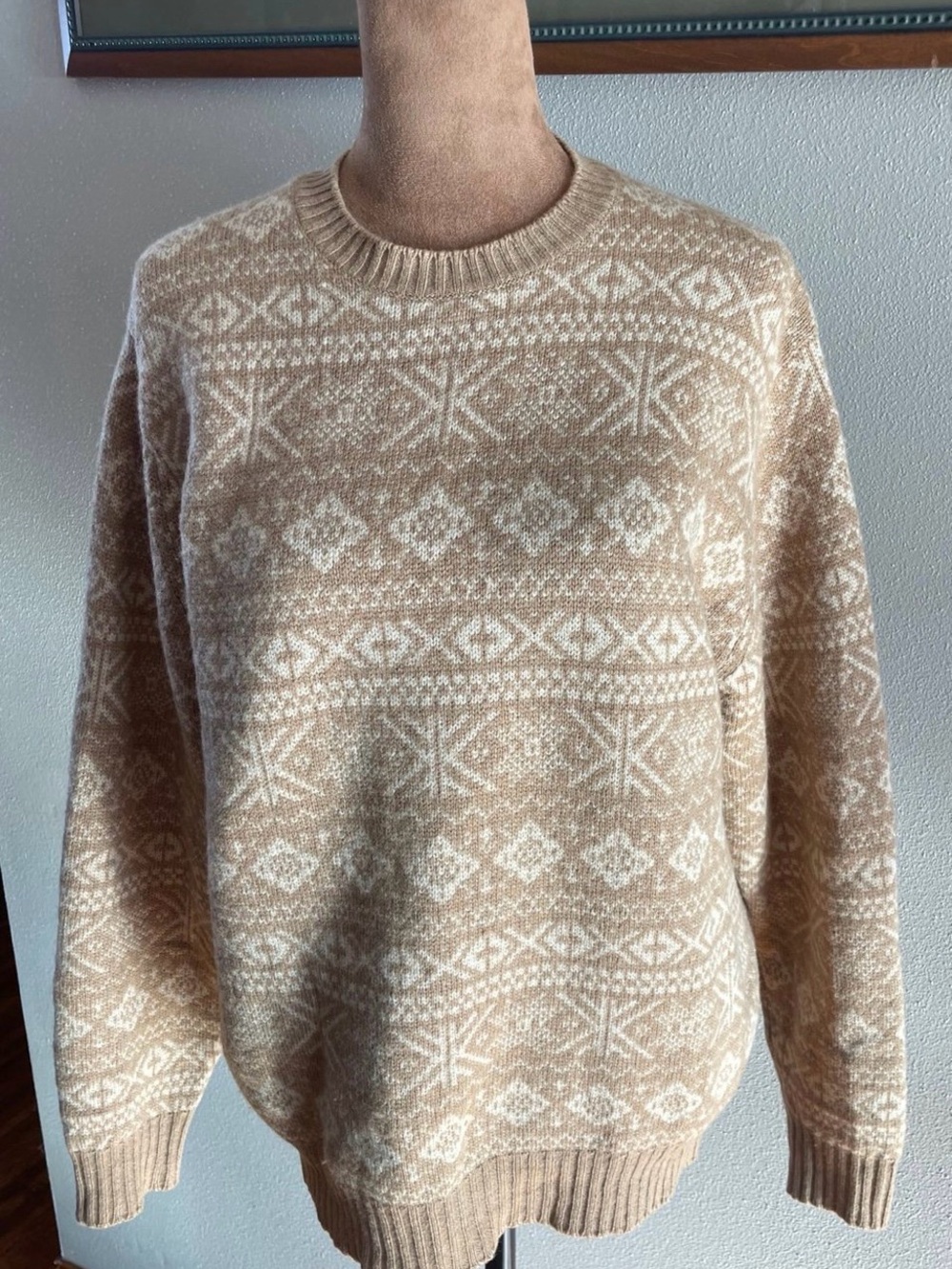Vintage Peter Scott cream and tan camel hair sweater